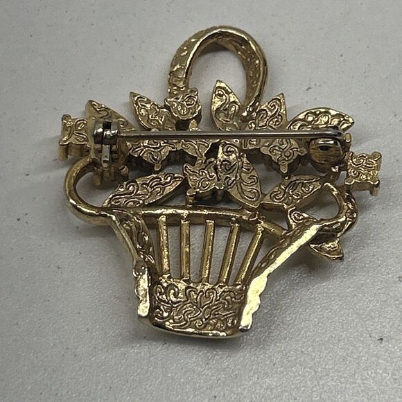 Vintage Gold Tone Flower Basket Brooch With Rhinestones - Picture 5 of 5
